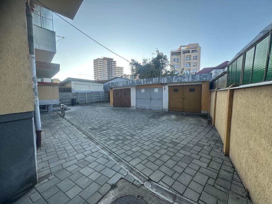 Apartament cu 3 camere si garaj, mobilat utilat,utracentral