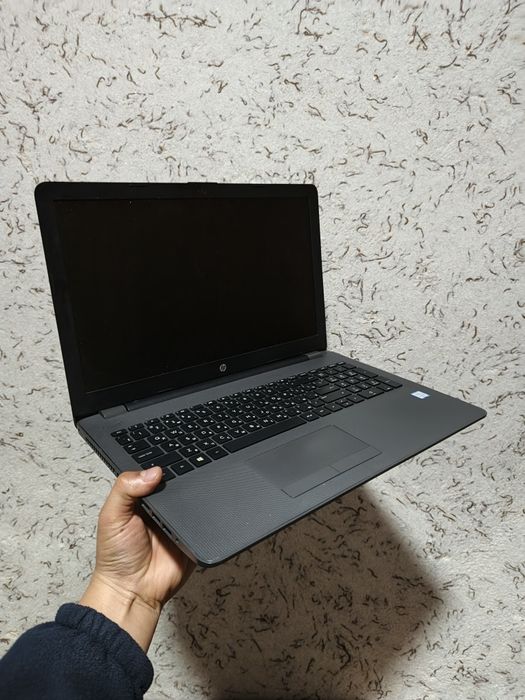 Hp Nootebook Sotiladi srochno