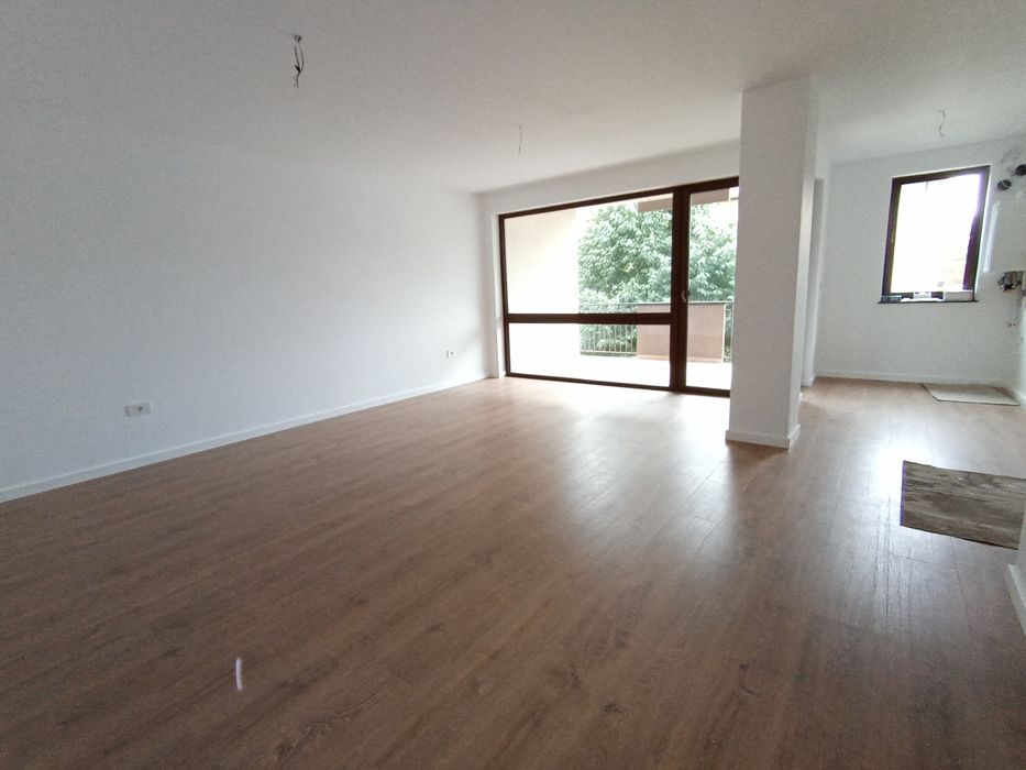 De vânzare,apt cu 2 cam,in bloc nou,cu lift