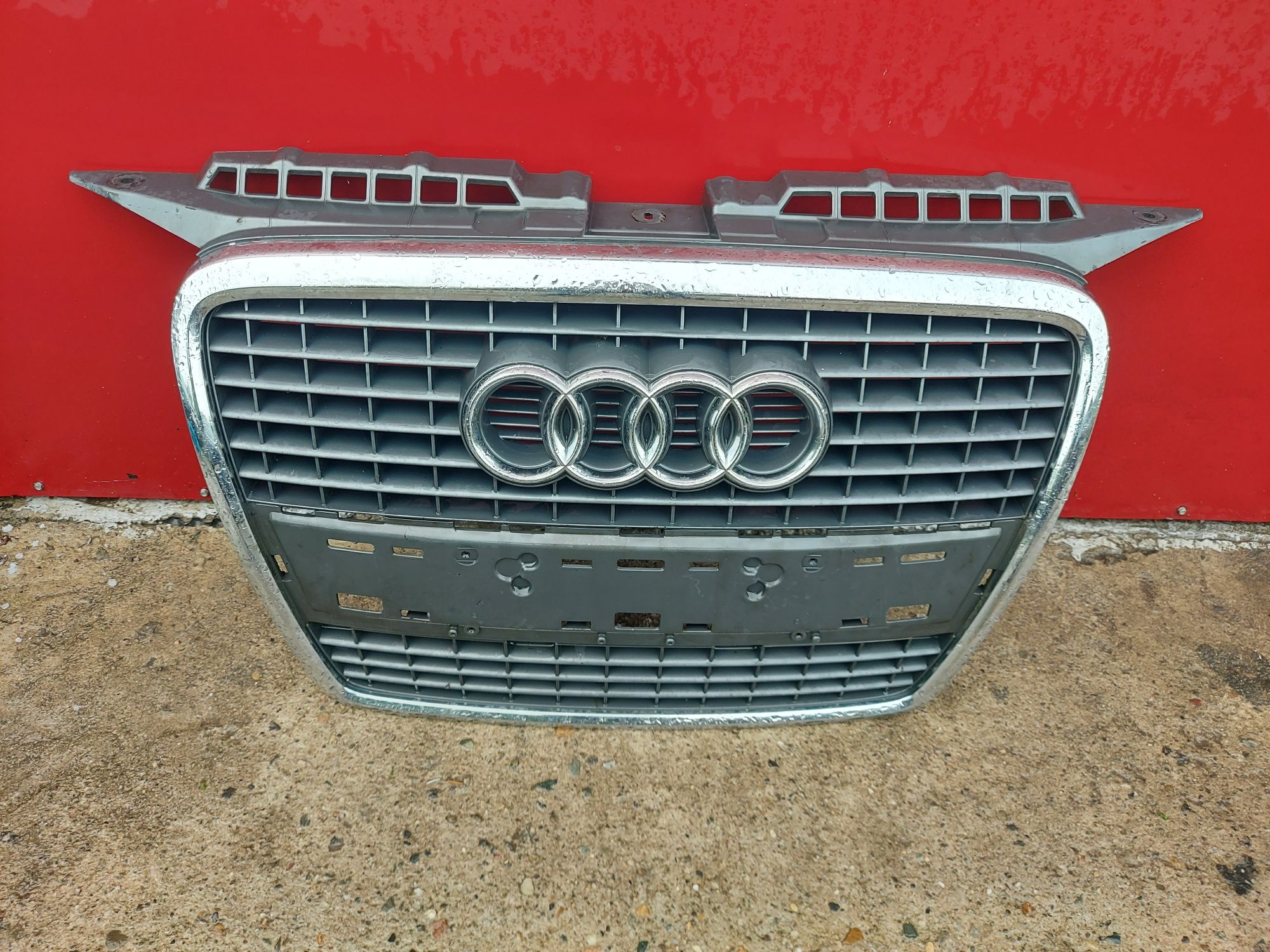Grila bara fata Audi A3 8p 2004-2009