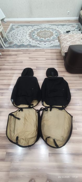 Продам чехлы. В нормальном состоянии