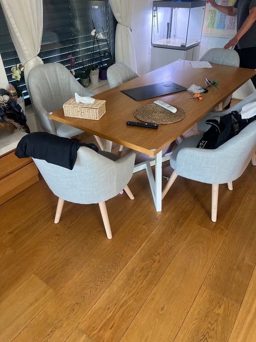 Поръчкова МАСА ЕСТЕСТВЕНО ДЪРВО + 6 бр стола