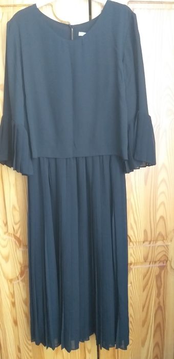 Платье 46 размера