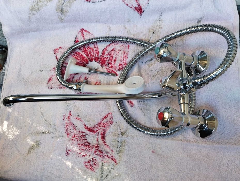 смеситель российский латунный новый