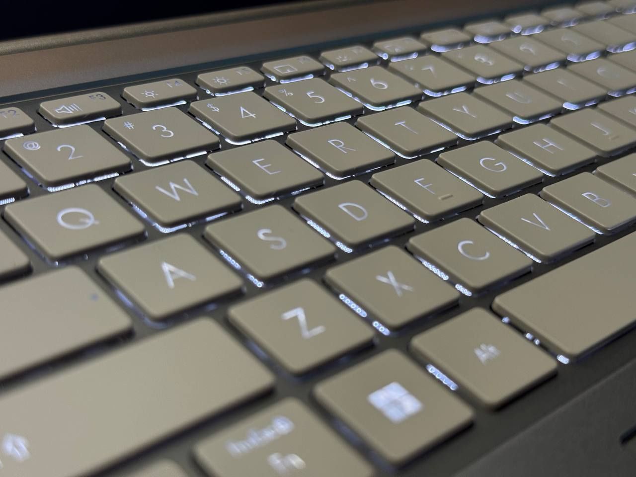 Asus Zenbook 14X oled [Nextech]