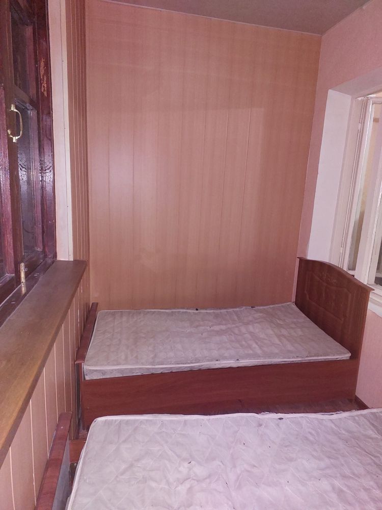 Сотилади 2/4/4 Коракамиш 2/4