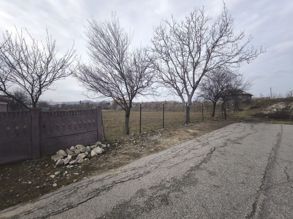 Vând teren intravilan pentru casa in Podari