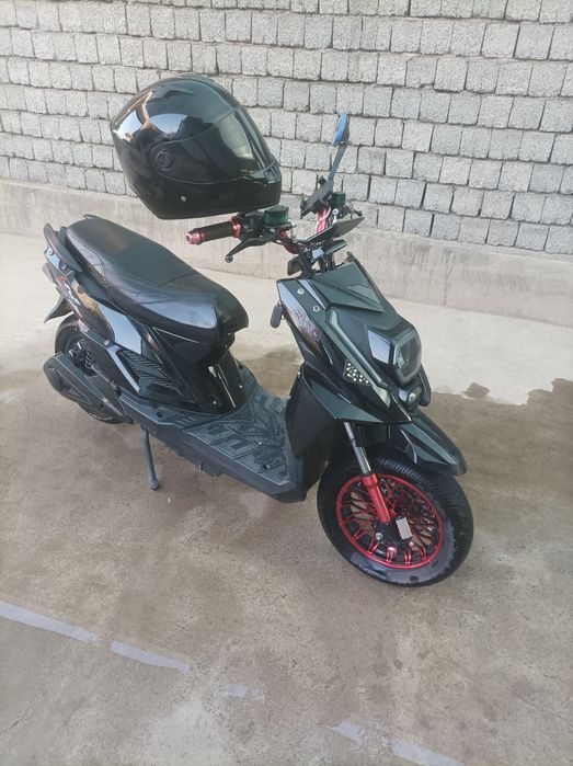 Nomi redline bitta zaryatda 50 60 km yuradi tezli 70 75 probek 7000 km