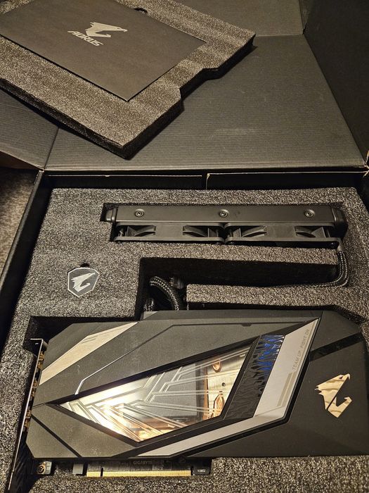 Видео карта AORUS GeForce® RTX 2080 TI XTREME W.FORCE 11GB GDDR6