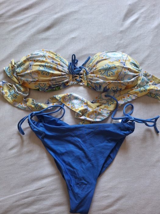 Бански на алеса/ Alessa