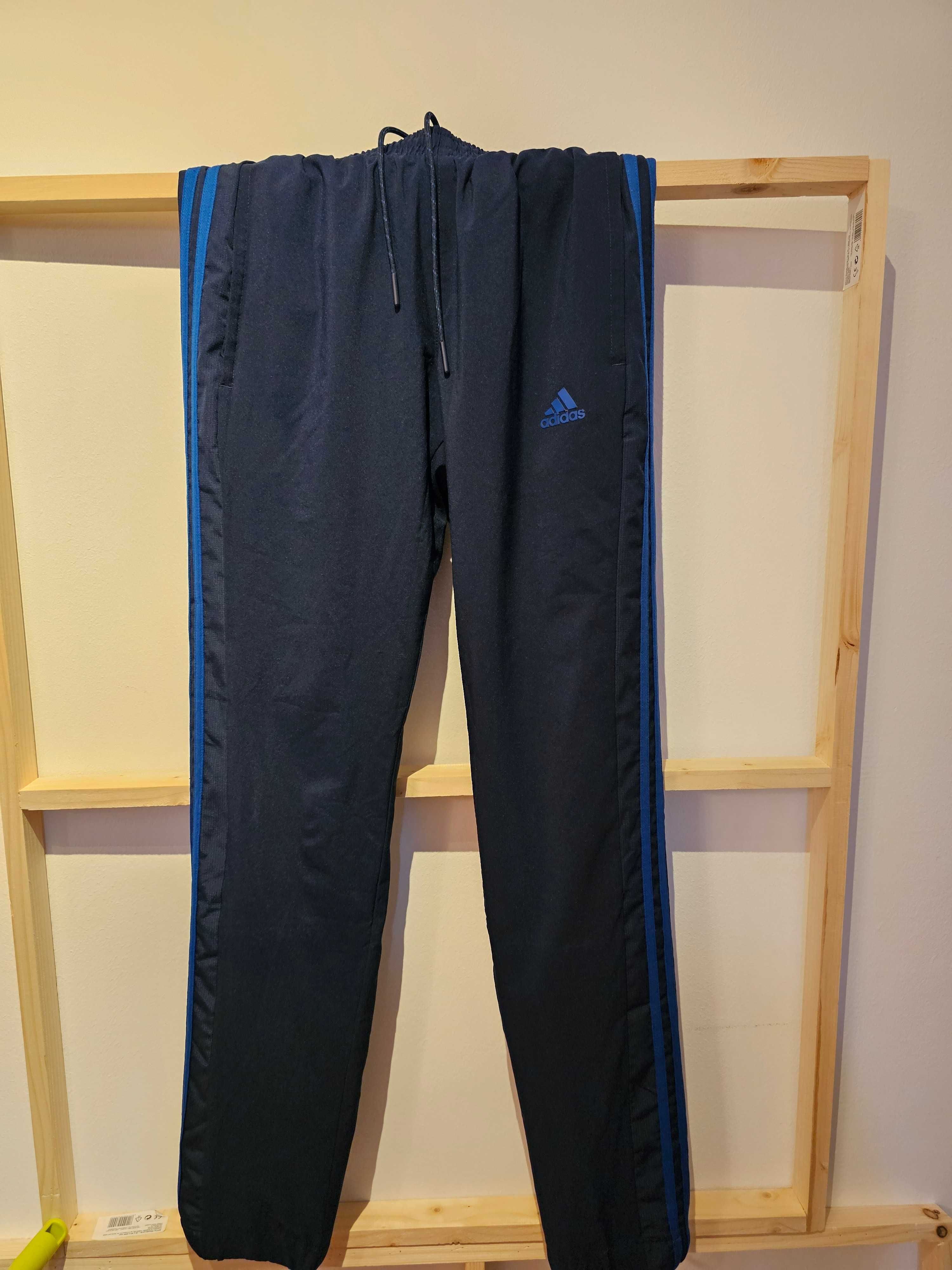 Trening Adidas Climalite UK 34/36 Barbati