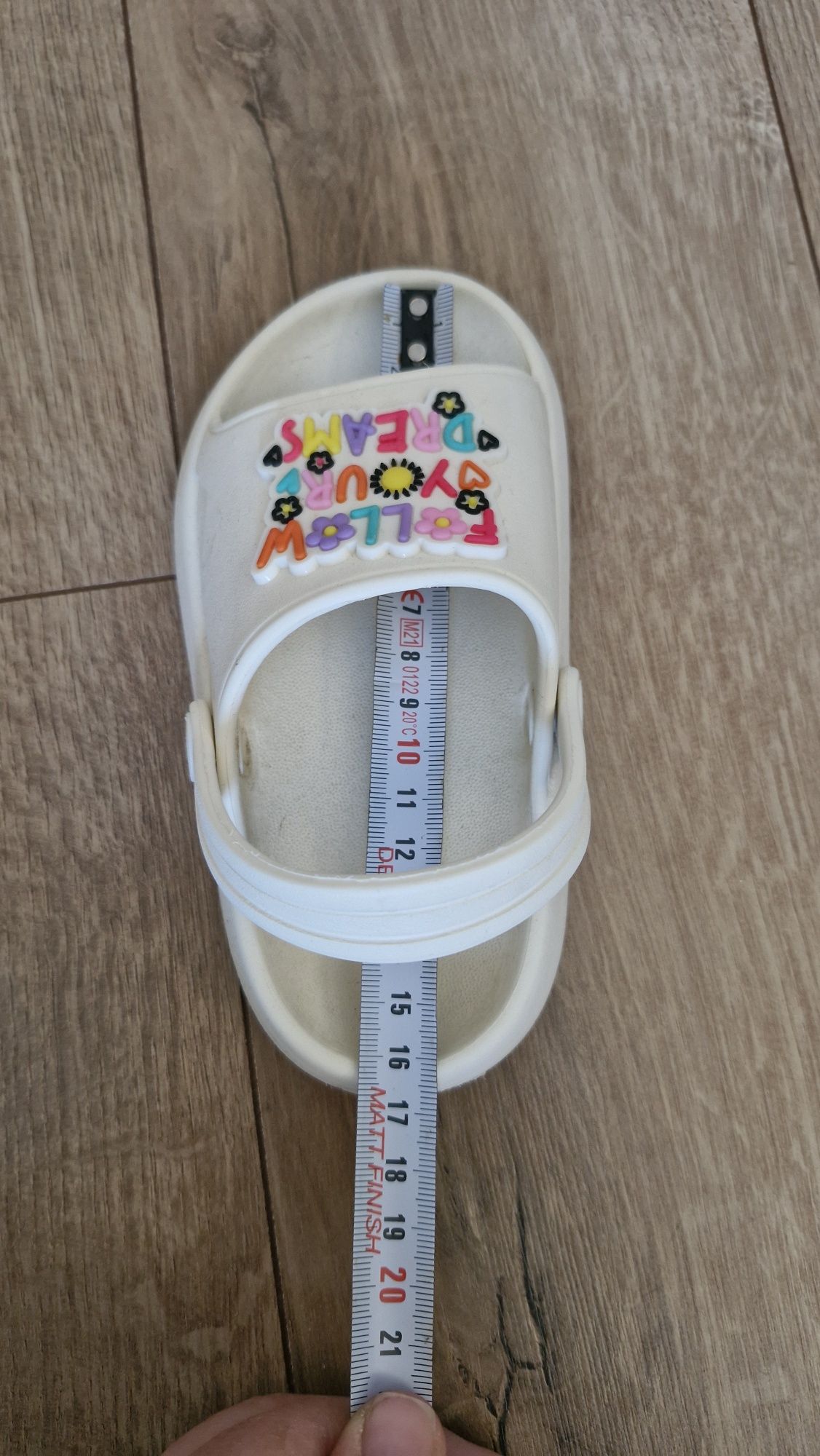 Lot sandale si slapi marime 25