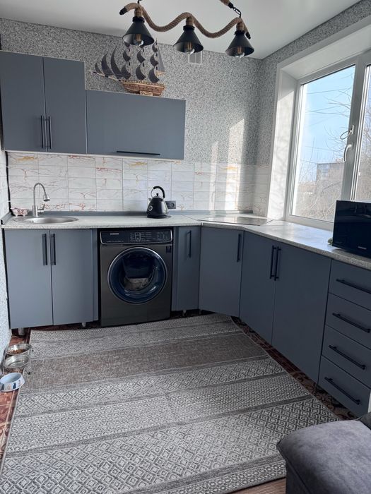 Четырехкомнатная студия на 26-м подходит в ипотеку