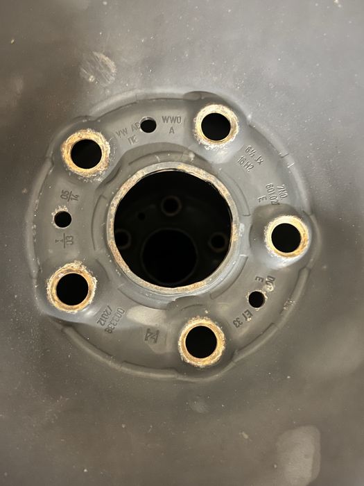 Зимни гуми с джанти за Фолксваген Тигуан