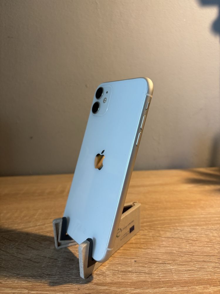 iPhone 11 64GB White 100% батерия– перфектно състояние