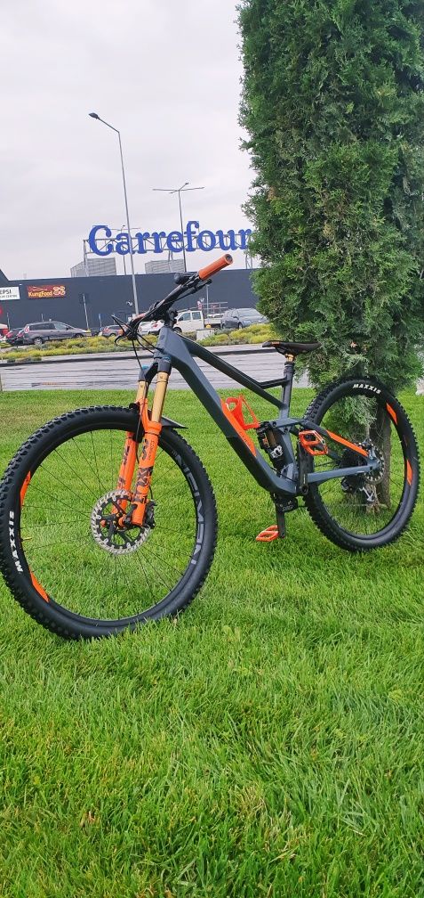 Cube stereo 150 de carbon full kashima