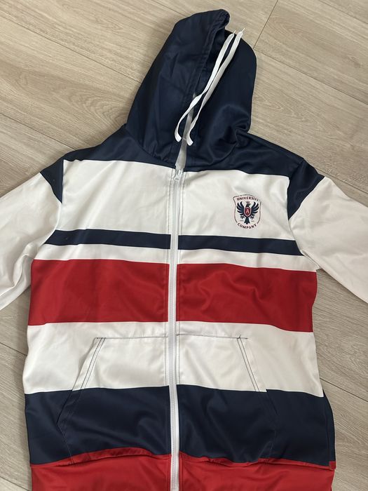 Vand hanorac cu gluga