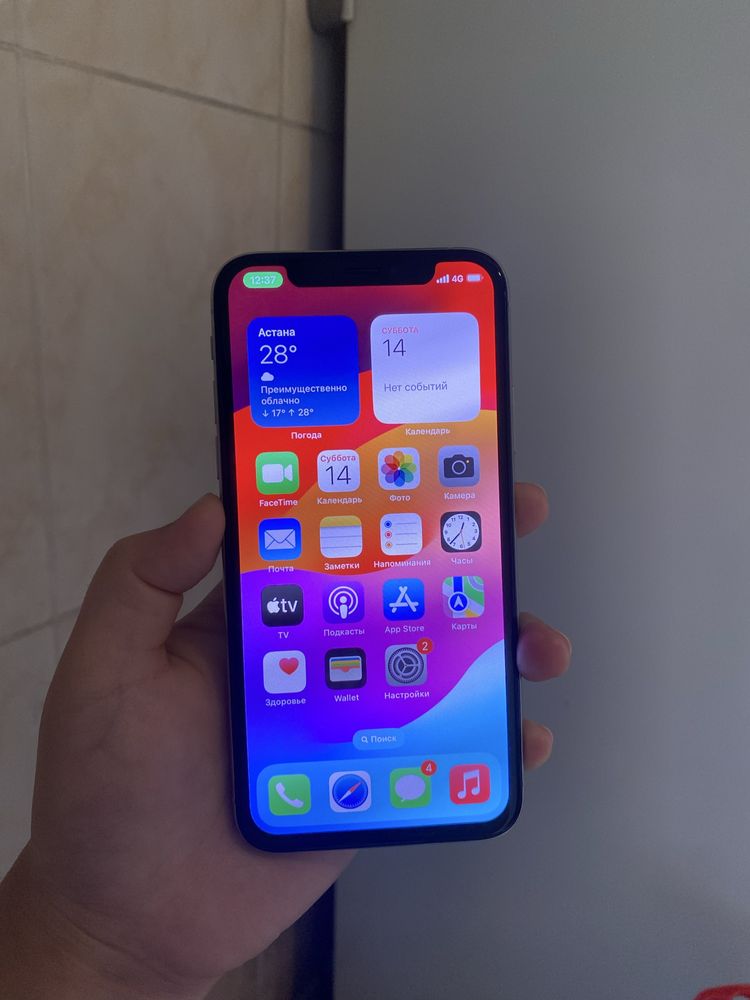 iPhone XS 64гб Apply