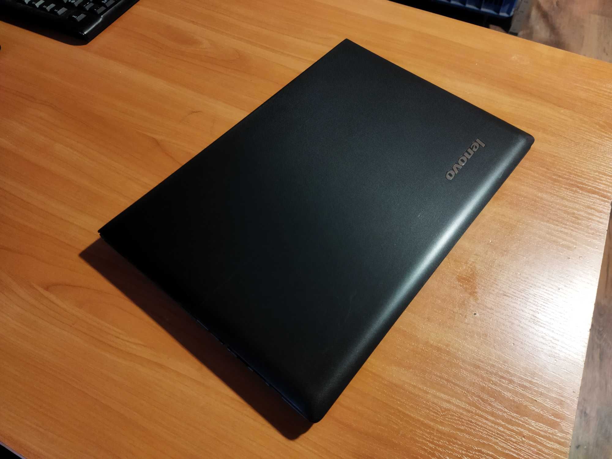 15.6' Lenovo Core™i7-5th/16GB Ram/AMD R5 M330/240GB SSD