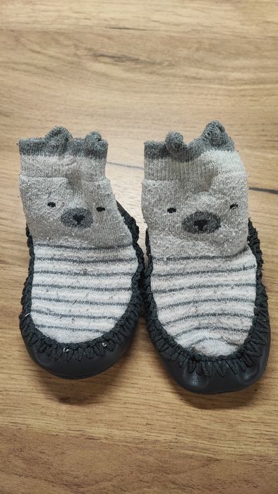 Детски пантофи и топлинки за в количката от 18 н.  до 23 н.