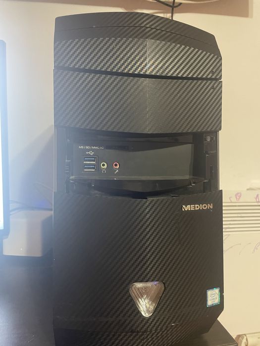 Pc medium gamimg ddr4 video dedicat