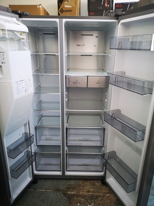 Frigider side by side Hisense 631l import Germania cu Garanție BG94