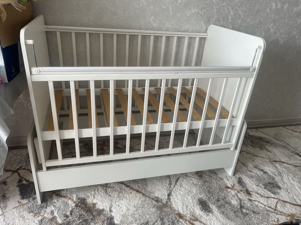 Манеж продам в хорошем состояние