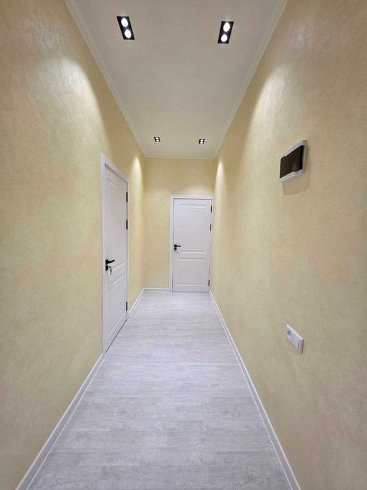 Продаётся 2х комн квартира на 4 этаже Ор-р Азимед