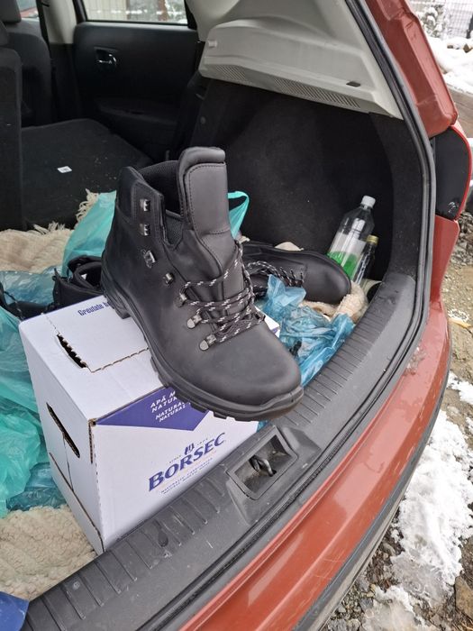 Vând bocanci si ghete de piele, calitate