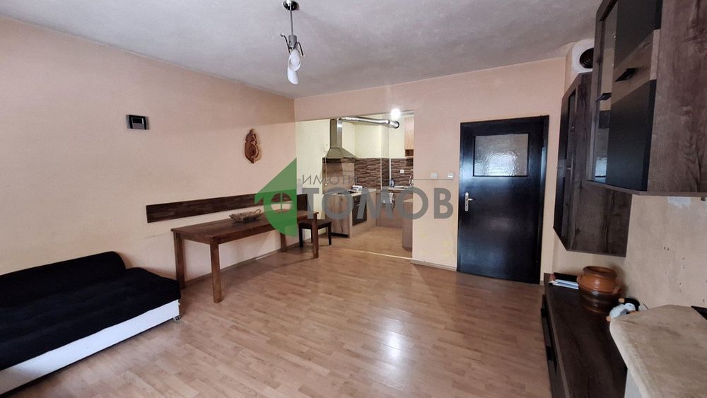 Тристаен апартамент в кв. Опълченски