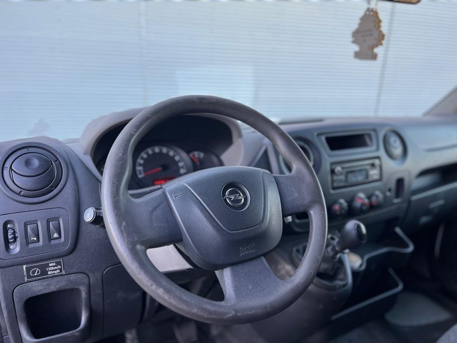 Vand Opel Movano 2.3 cdti 9 locuri fabricatie 2014 Impecabila urgent