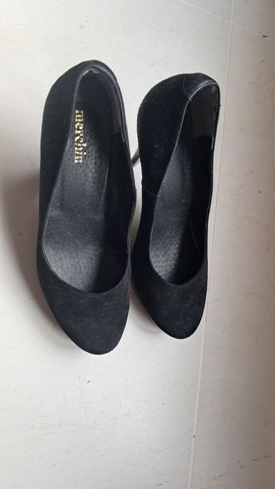 Pantofi ocazie din piele întoarsă  mărimea 38