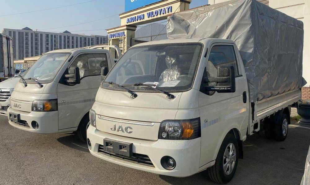 JAC x200 1 kunda rasmiylashtiriladi