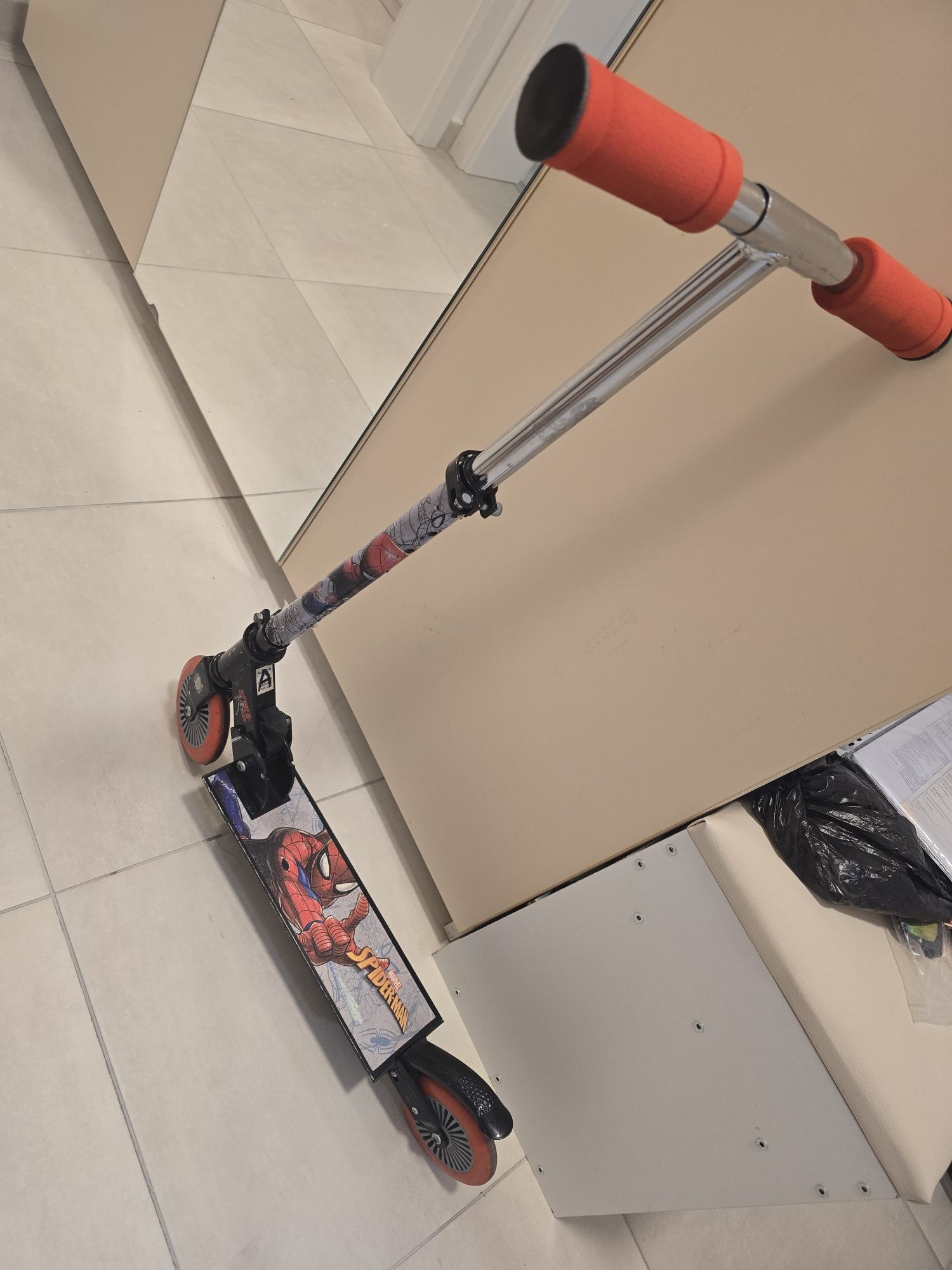 Trotinete Spiderman 3-6 ani