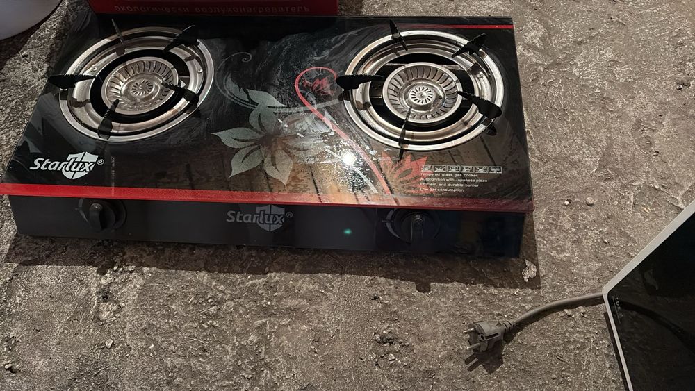 Продам газовуюплиту