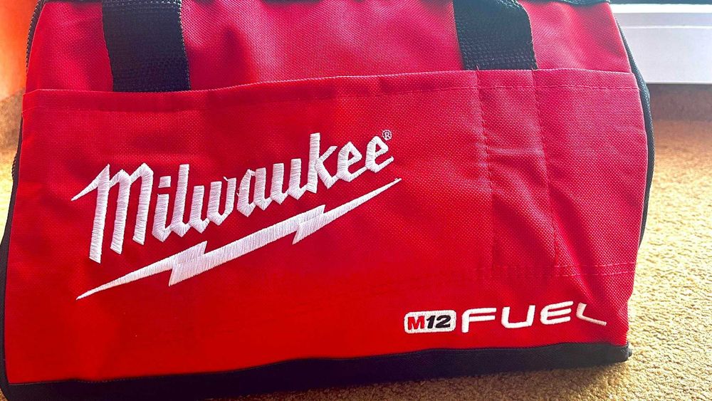 Geanta cu scule Milwaukee M12
