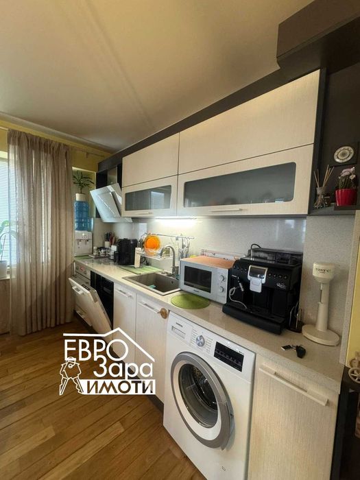 Продава се Тристаен апартамент в Стара Загора, Аязмото - 100 кв.м за 1380 €/кв.м - Снимка #2