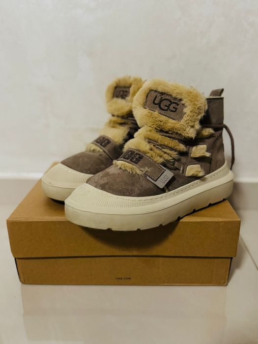 Ghete UGG in cutie