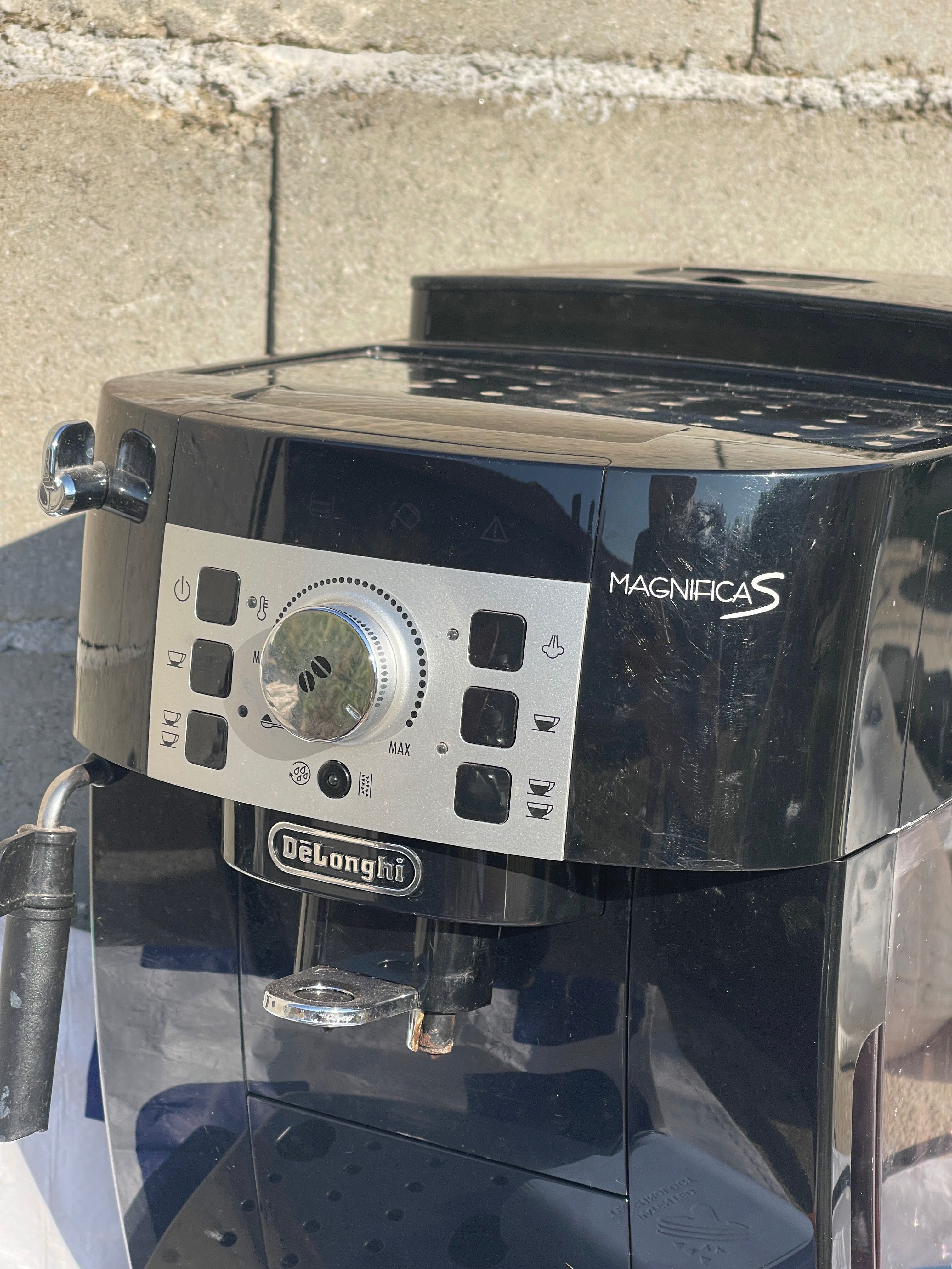 Кафеавтомат Делонги Delonghi
