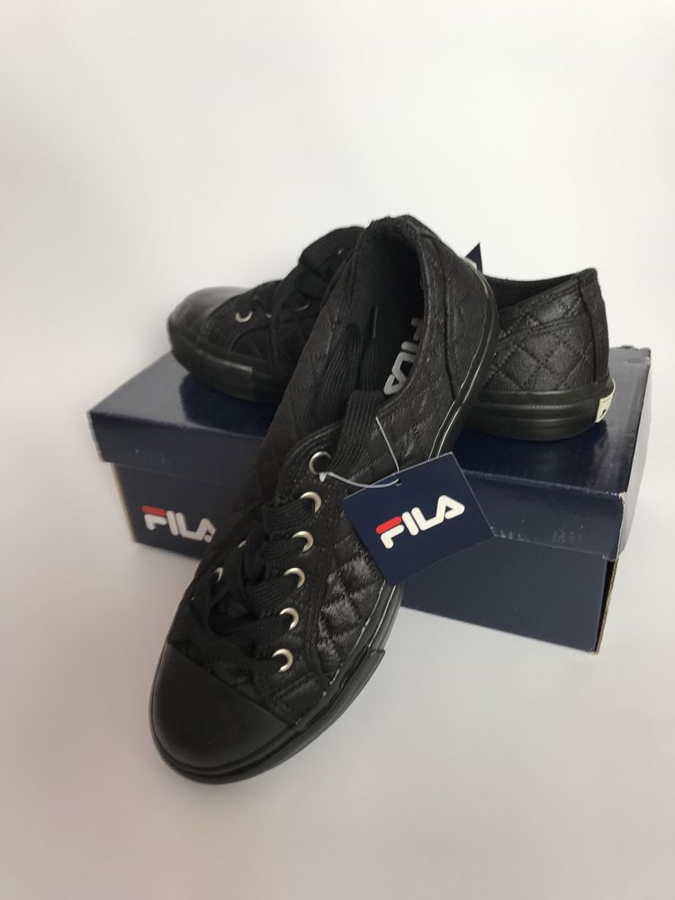 Маратонки Nike Puma Fila Graceland