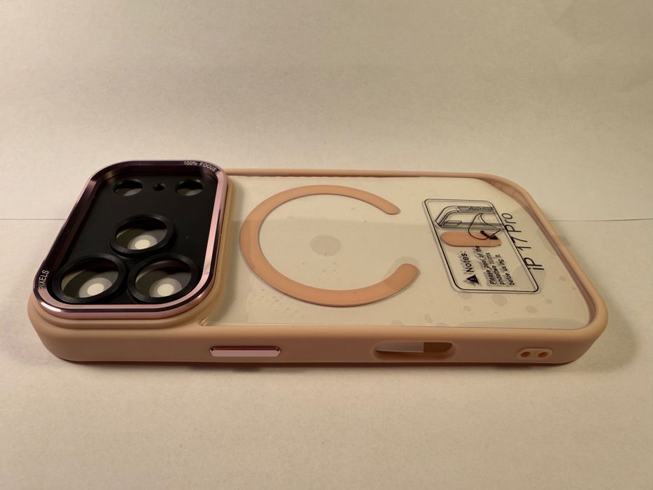 Кейс iphone 17 pro