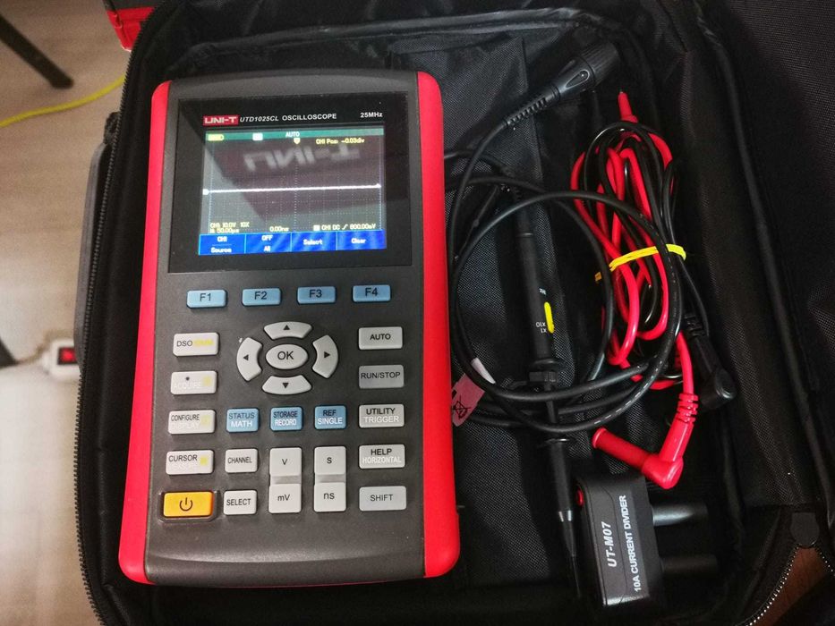 Osciloscop UNI-T UTD1000L