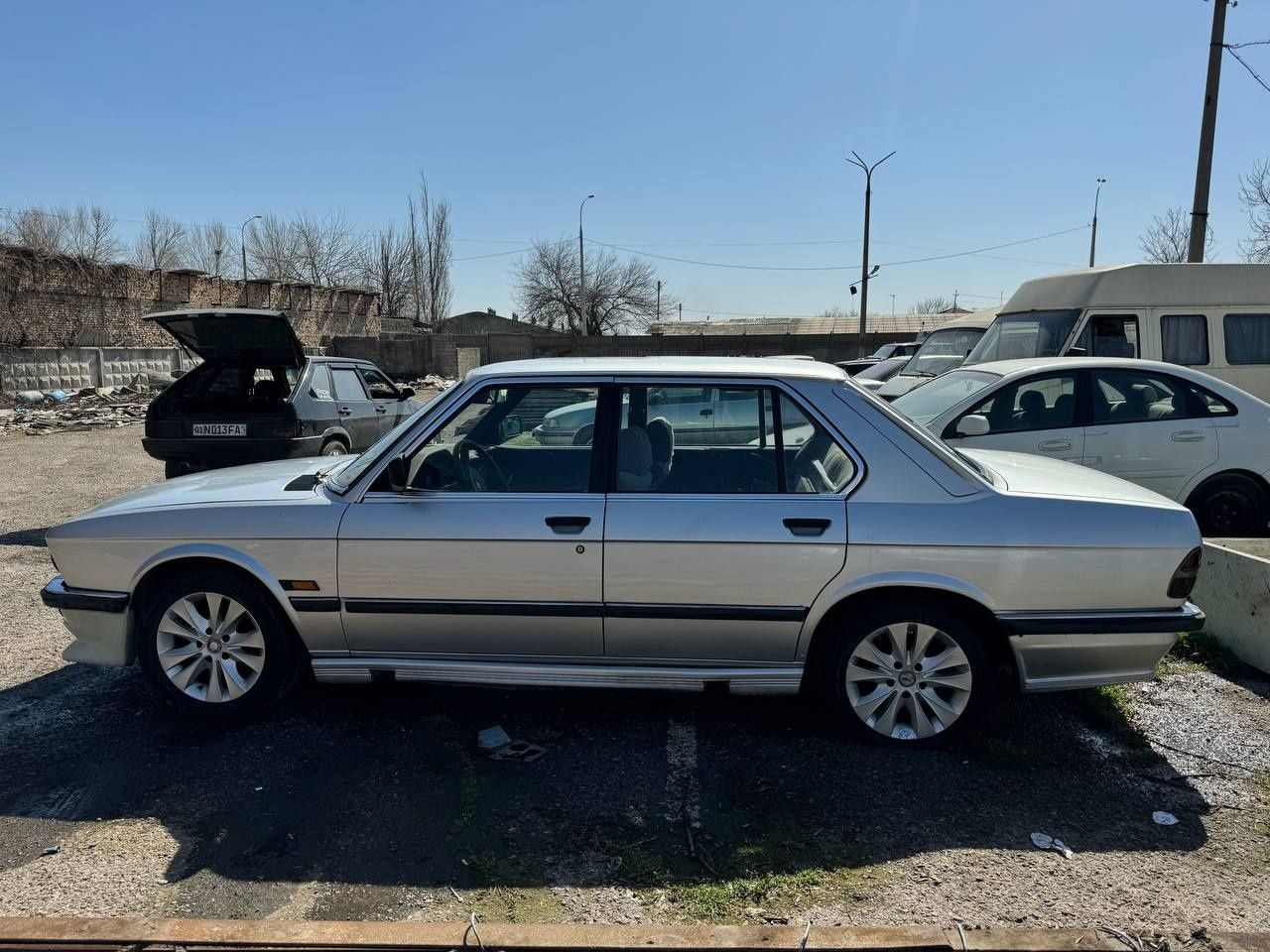 BMW E28 БМВ Е28 Акула