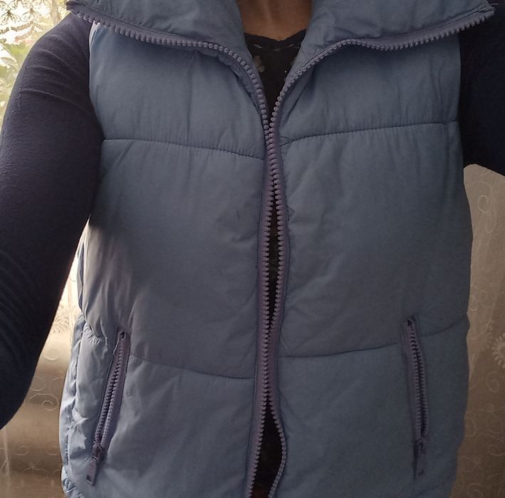 безрукавка жилетка кофта