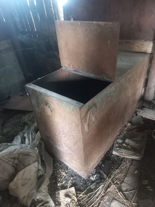Продам баки  металлические
