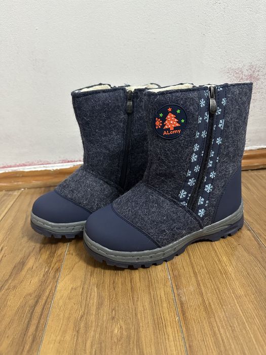 Зимняя детская обувь