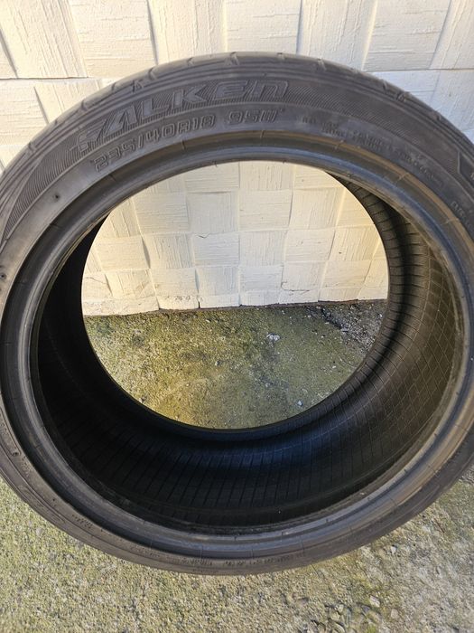 Anvelope vara 235/40/R18 95W