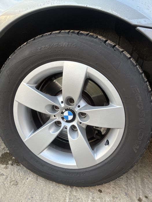 Jante BMW cu anvelope iarna 225/55 r16