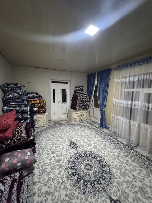 Садридин Айни, дом Заходи и живи. 6 соток 6 комнат