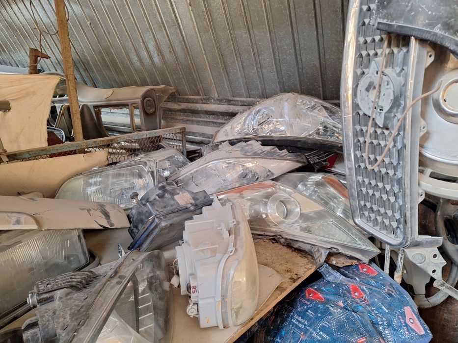 Автозапчасти аксессуары